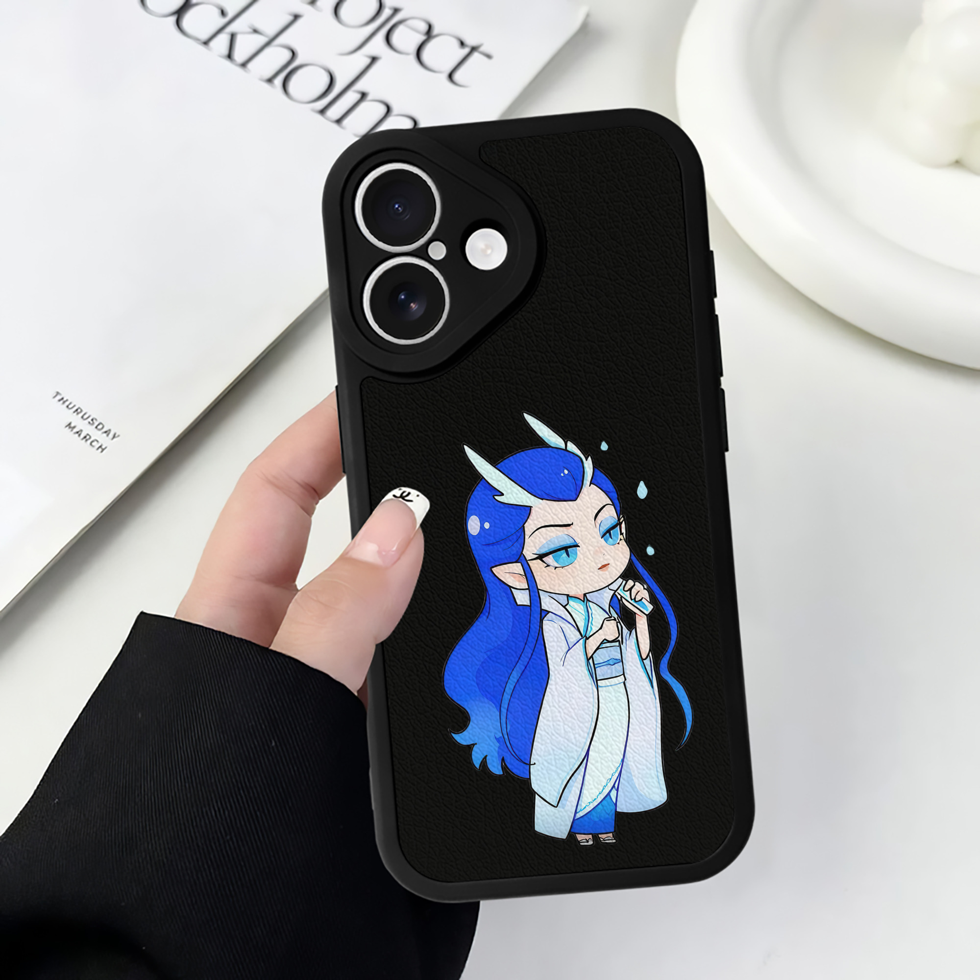（画像用） Ne Zha 2 ナタ 魔童の大暴れ 【iPhone 16シリーズ対応】シリコンスマホケース（レザー調） 材質：シリコン